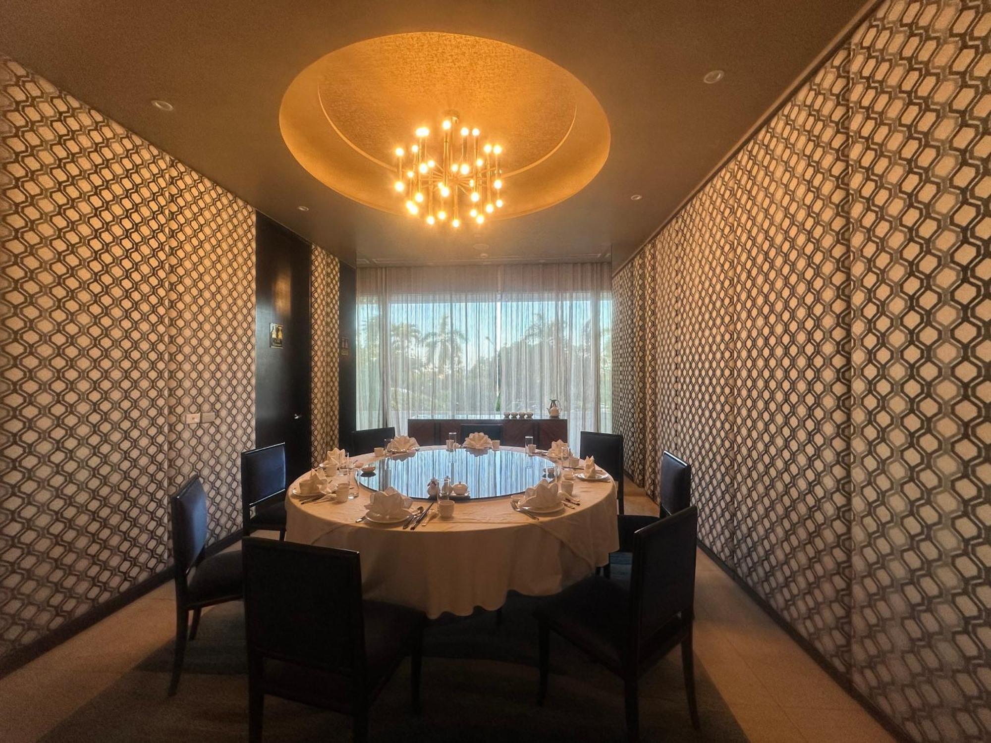 Marco Polo Plaza Cebu Hotel Exterior foto Private dining room at the restaurant